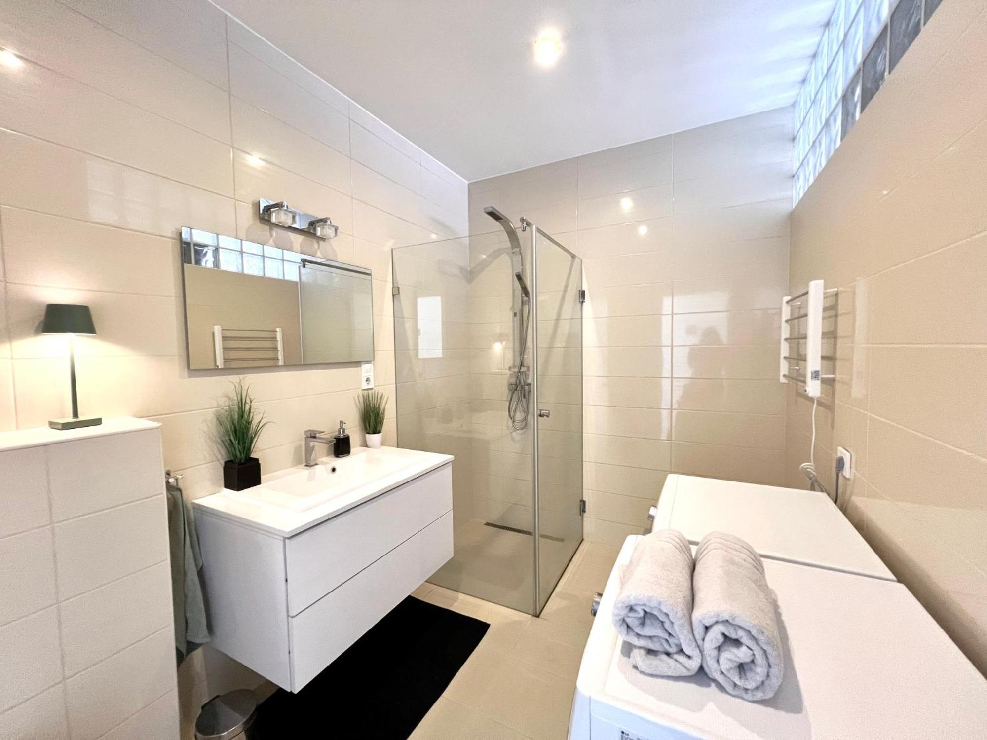Lena Apartman Budapest City Center Budapeste Exterior foto
